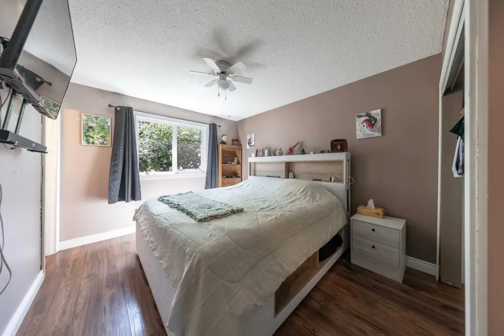 4705 52 Street Kitscoty AB T0B 2P0