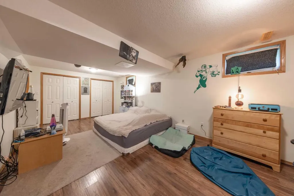 4705 52 Street Kitscoty AB T0B 2P0