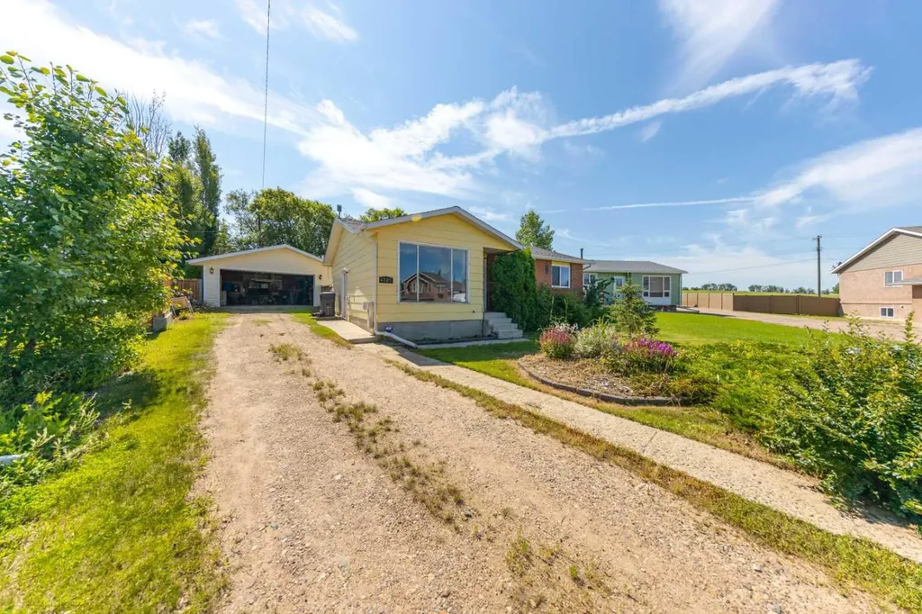 4705 52 Street Kitscoty AB T0B 2P0