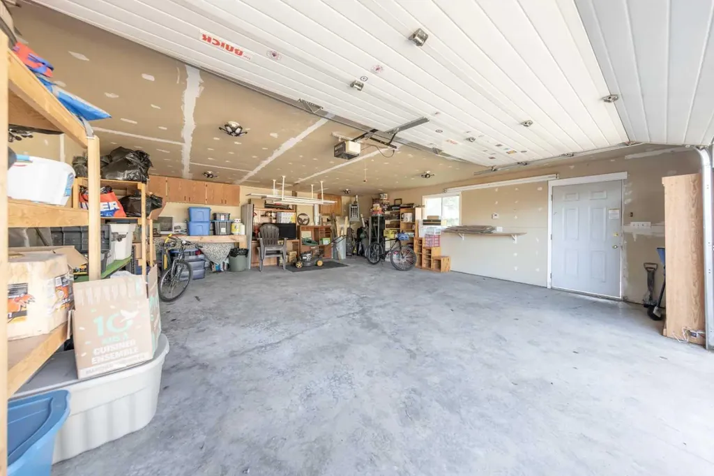 4705 52 Street Kitscoty AB T0B 2P0