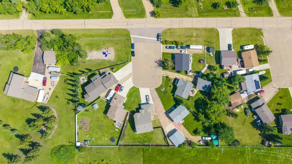 4705 52 Street Kitscoty AB T0B 2P0