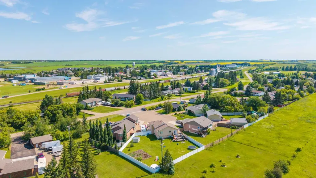 4705 52 Street Kitscoty AB T0B 2P0