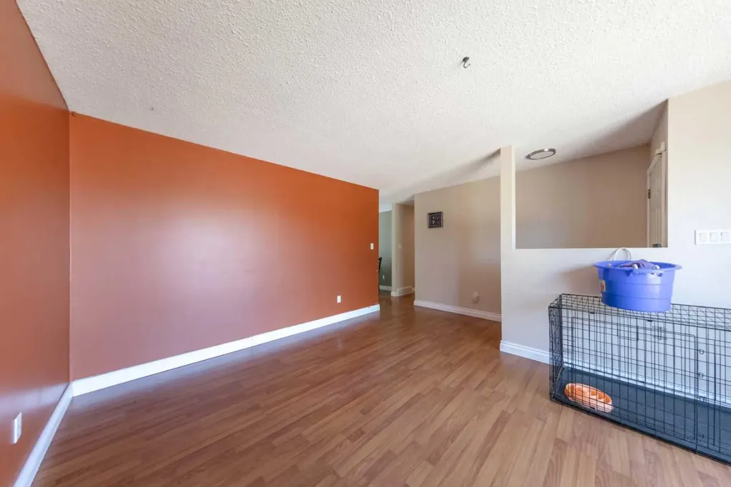 4705 52 Street Kitscoty AB T0B 2P0