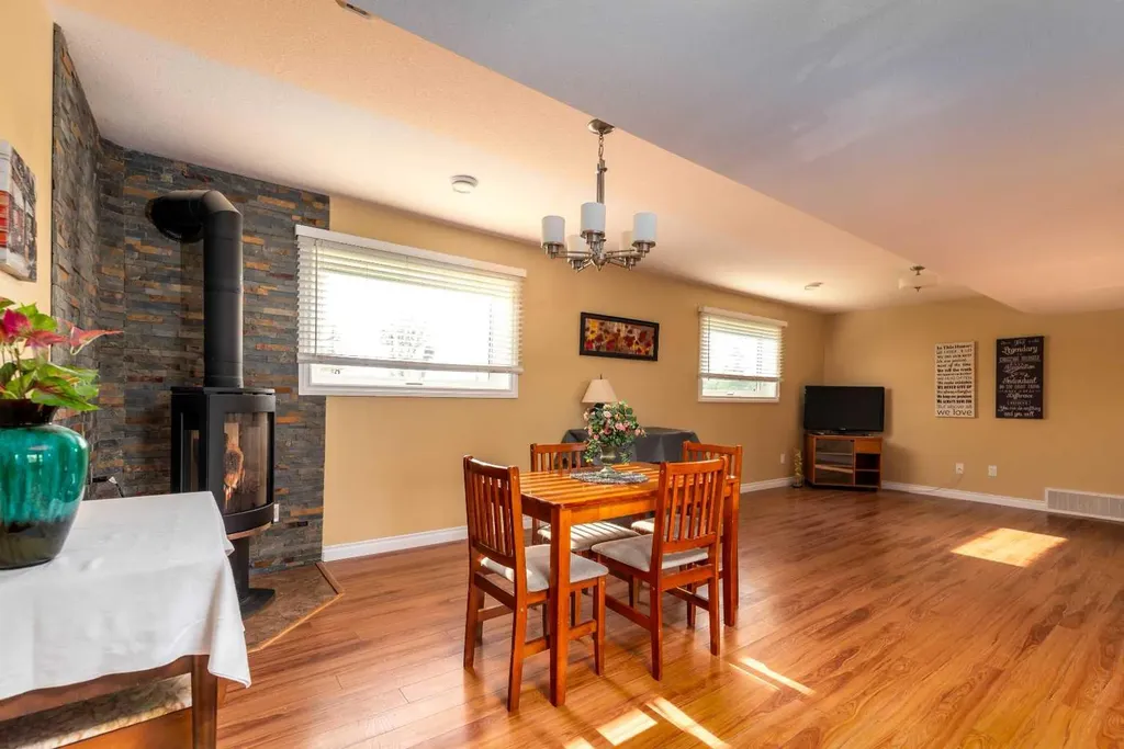 493082 Range Road 30 Rural Vermilion River County Of AB T0B 2P0