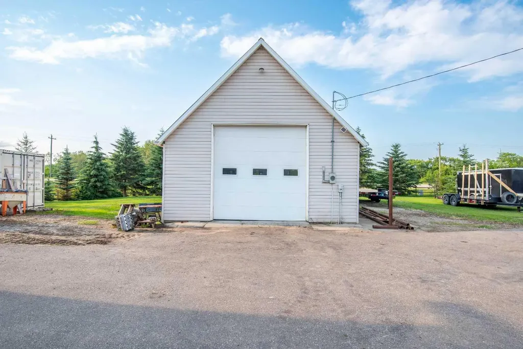 493082 Range Road 30 Rural Vermilion River County Of AB T0B 2P0