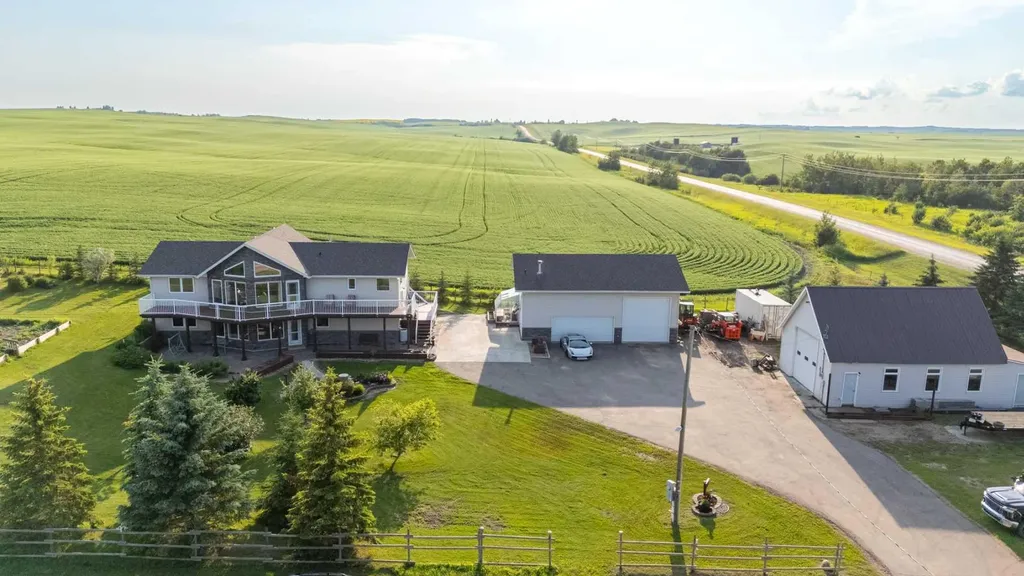 493082 Range Road 30 Rural Vermilion River County Of AB T0B 2P0
