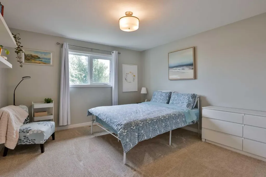 1002 Alice Birch Point N Lethbridge AB T1H 7B9