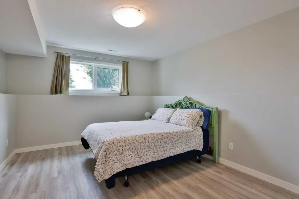 1002 Alice Birch Point N Lethbridge AB T1H 7B9