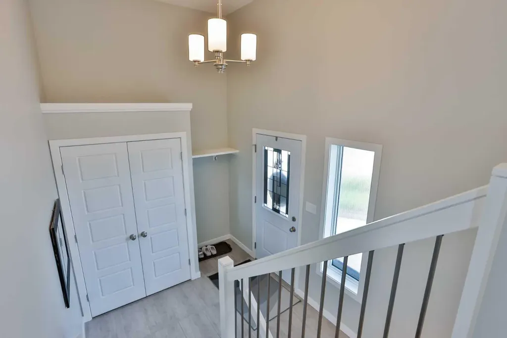 1002 Alice Birch Point N Lethbridge AB T1H 7B9