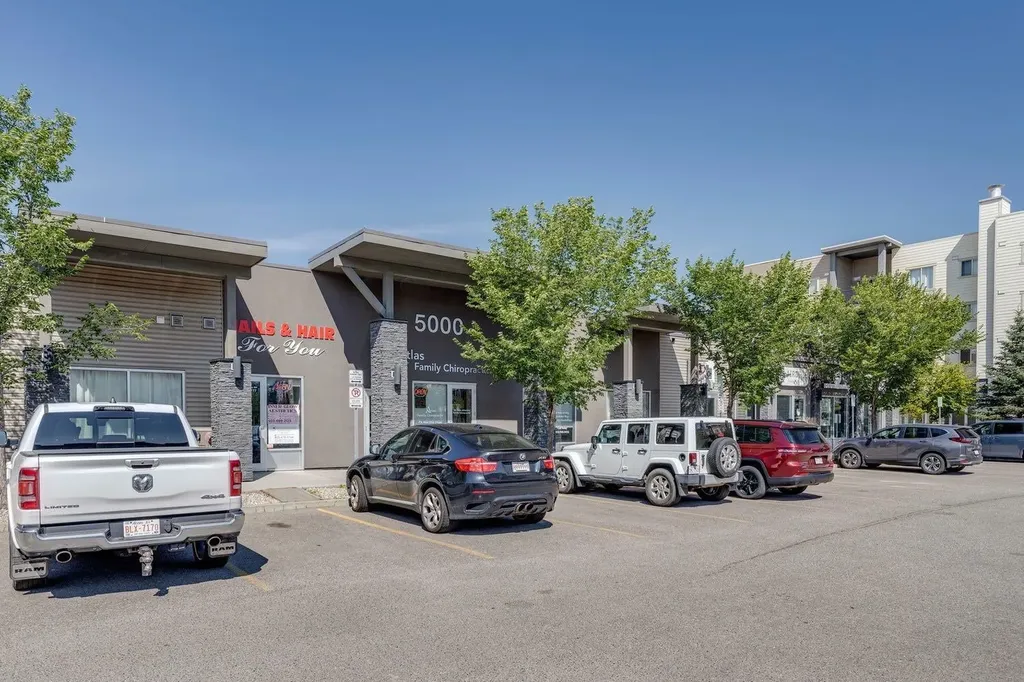 403 Mackenzie Way SW Airdrie AB T4B 3V7