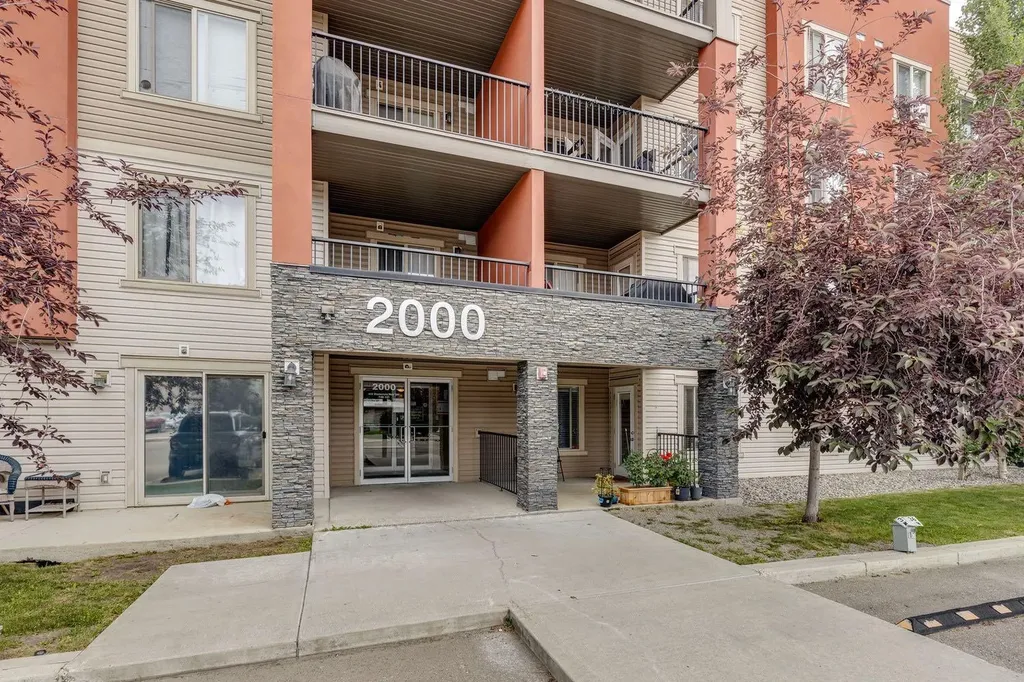 403 Mackenzie Way SW Airdrie AB T4B 3V7