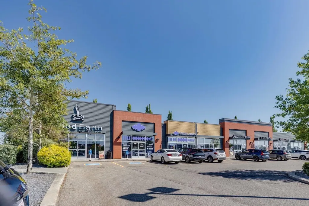 403 Mackenzie Way SW Airdrie AB T4B 3V7