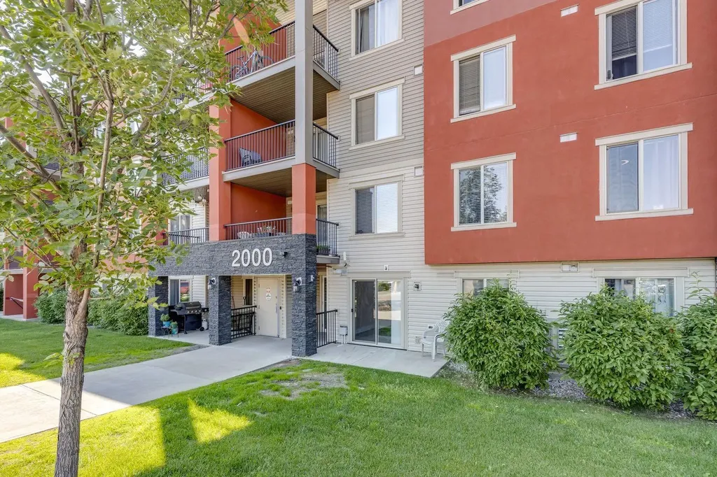 403 Mackenzie Way SW Airdrie AB T4B 3V7