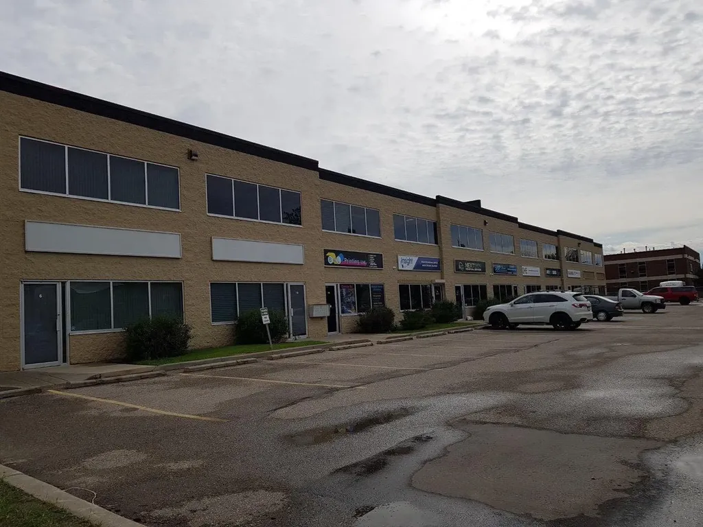 4407 116 Avenue SE Calgary AB T2Z 3Z4