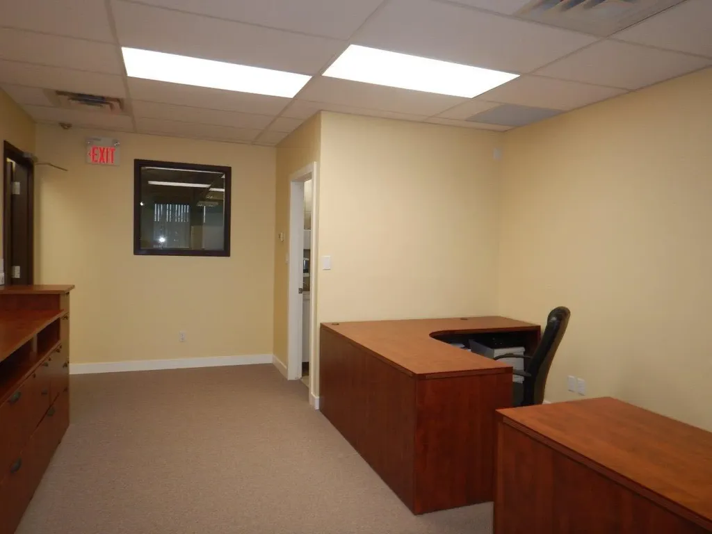 4407 116 Avenue SE Calgary AB T2Z 3Z4