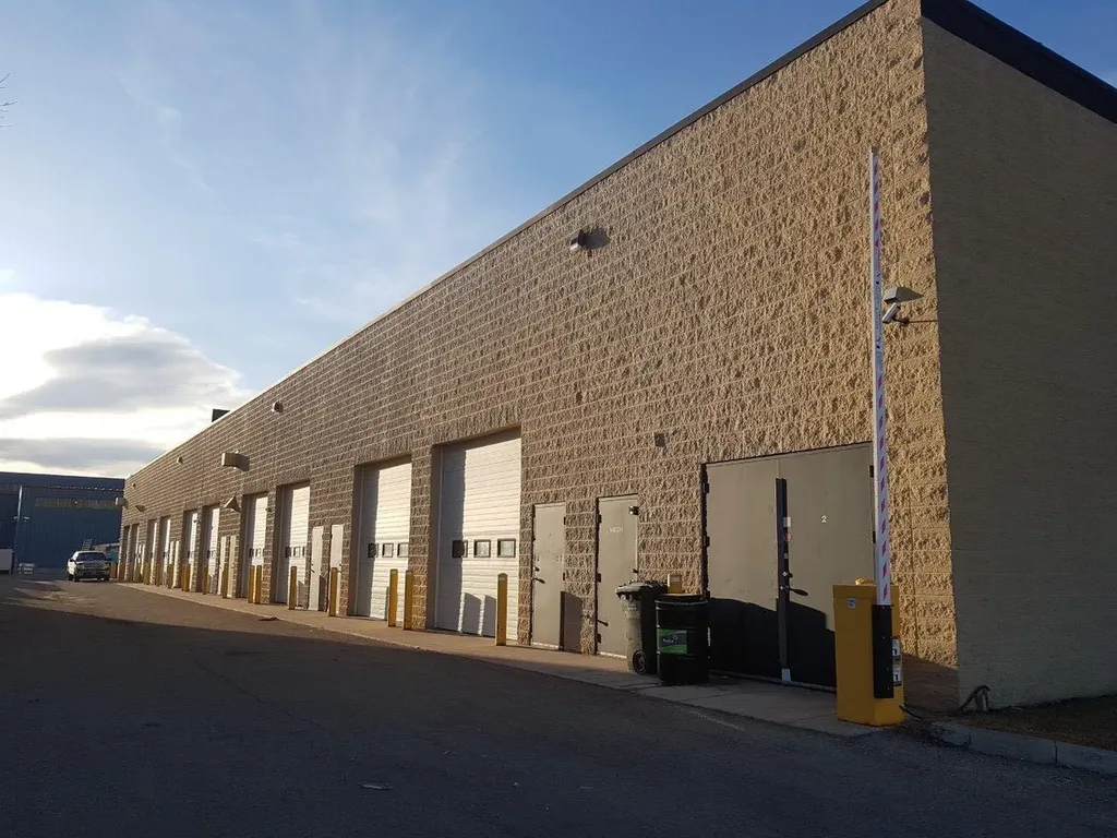 4407 116 Avenue SE Calgary AB T2Z 3Z4