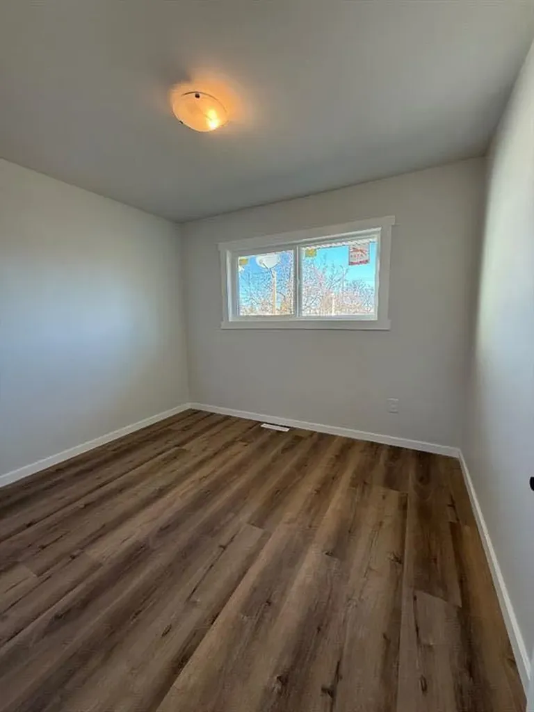 5032 55th Avenue High Prairie AB T0G 1E0