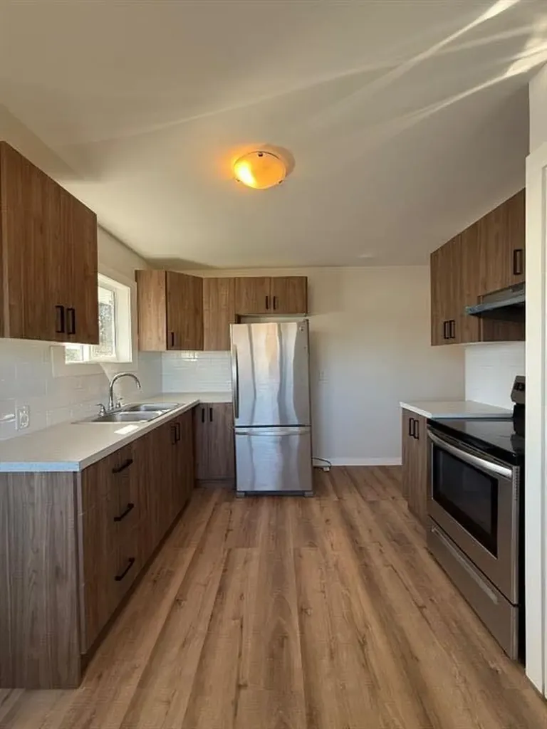 5032 55th Avenue High Prairie AB T0G 1E0