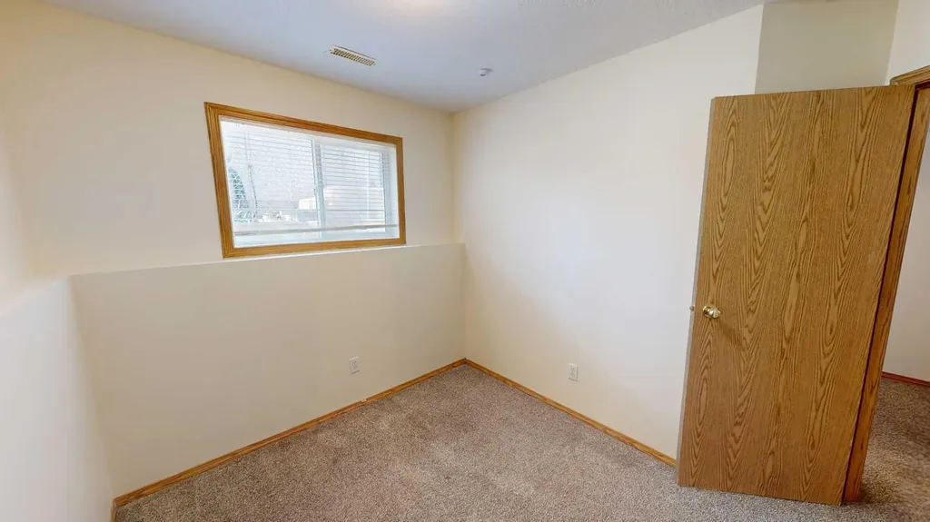 9318 106 Avenue Grande Prairie AB T8V1H7