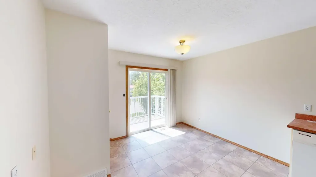 9318 106 Avenue Grande Prairie AB T8V1H7