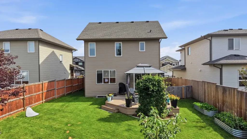 64 Tanner Street Red Deer AB T4P0S6