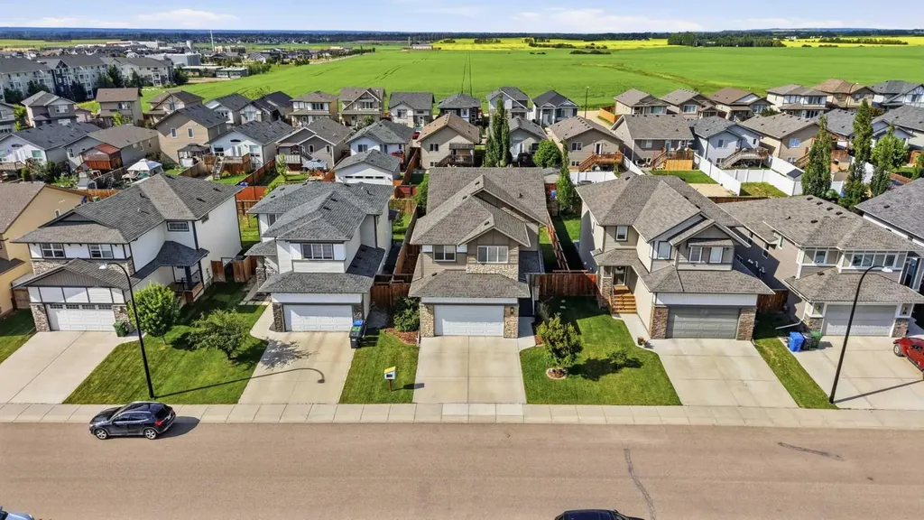 64 Tanner Street Red Deer AB T4P0S6