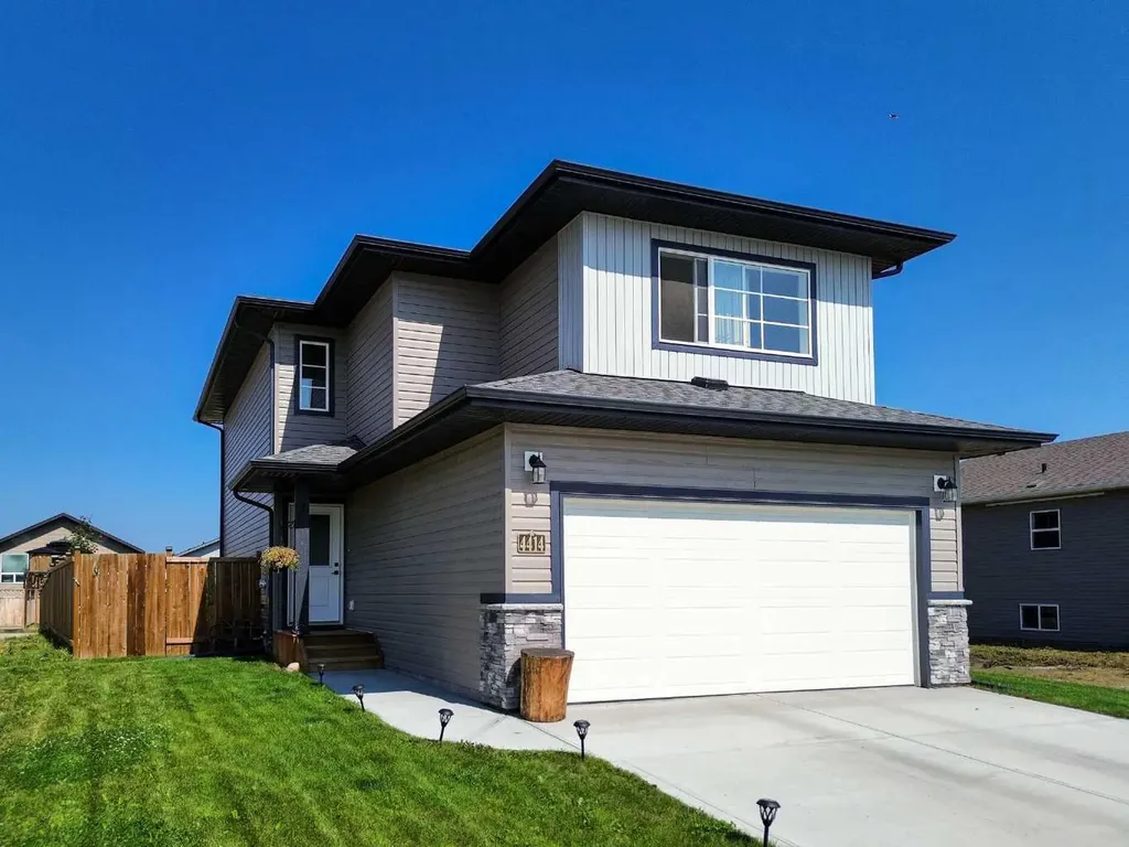 4414 53 Street Rocky Mountain House AB T4T 0C3