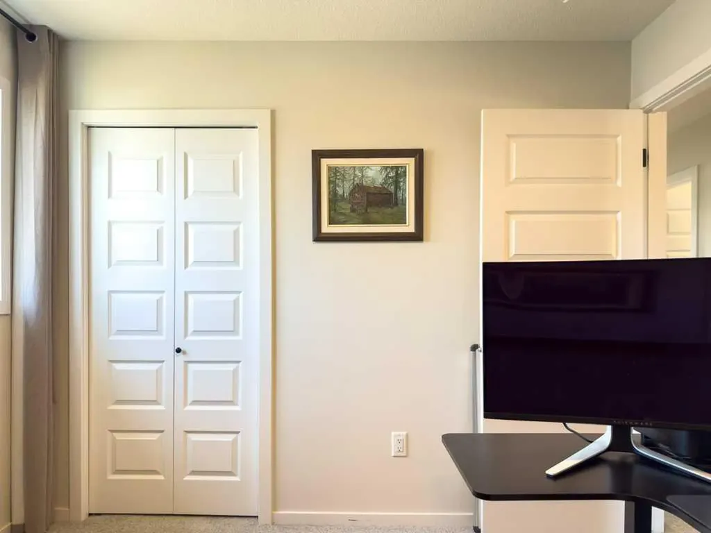4414 53 Street Rocky Mountain House AB T4T 0C3