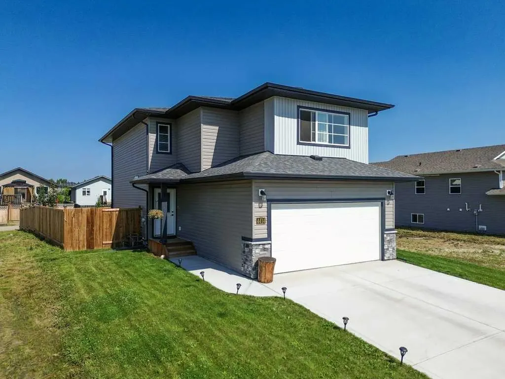 4414 53 Street Rocky Mountain House AB T4T 0C3