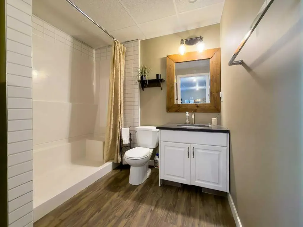 4414 53 Street Rocky Mountain House AB T4T 0C3