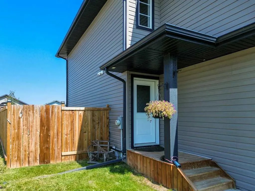 4414 53 Street Rocky Mountain House AB T4T 0C3