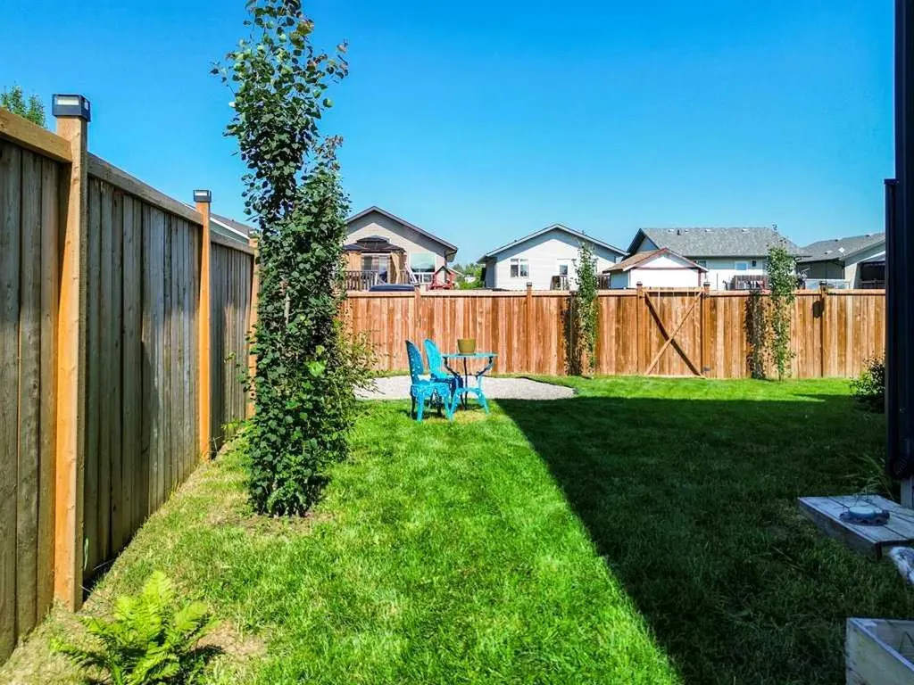 4414 53 Street Rocky Mountain House AB T4T 0C3