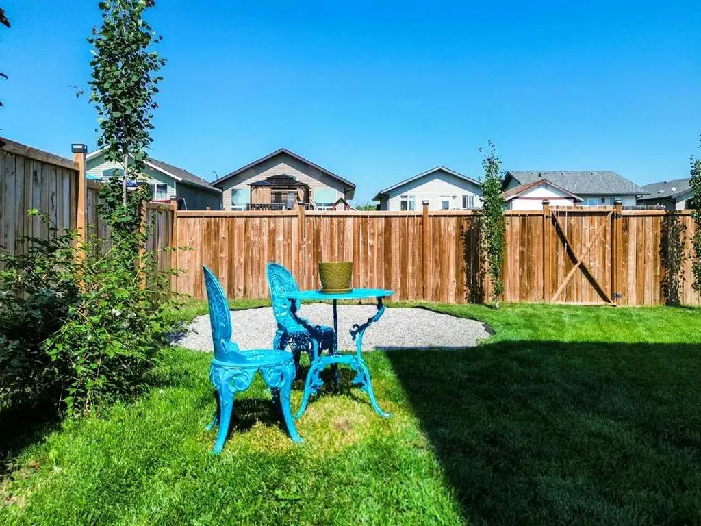 4414 53 Street Rocky Mountain House AB T4T 0C3