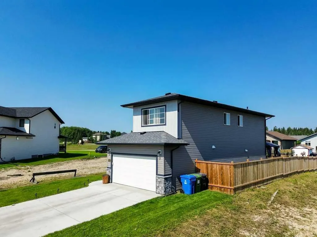 4414 53 Street Rocky Mountain House AB T4T 0C3