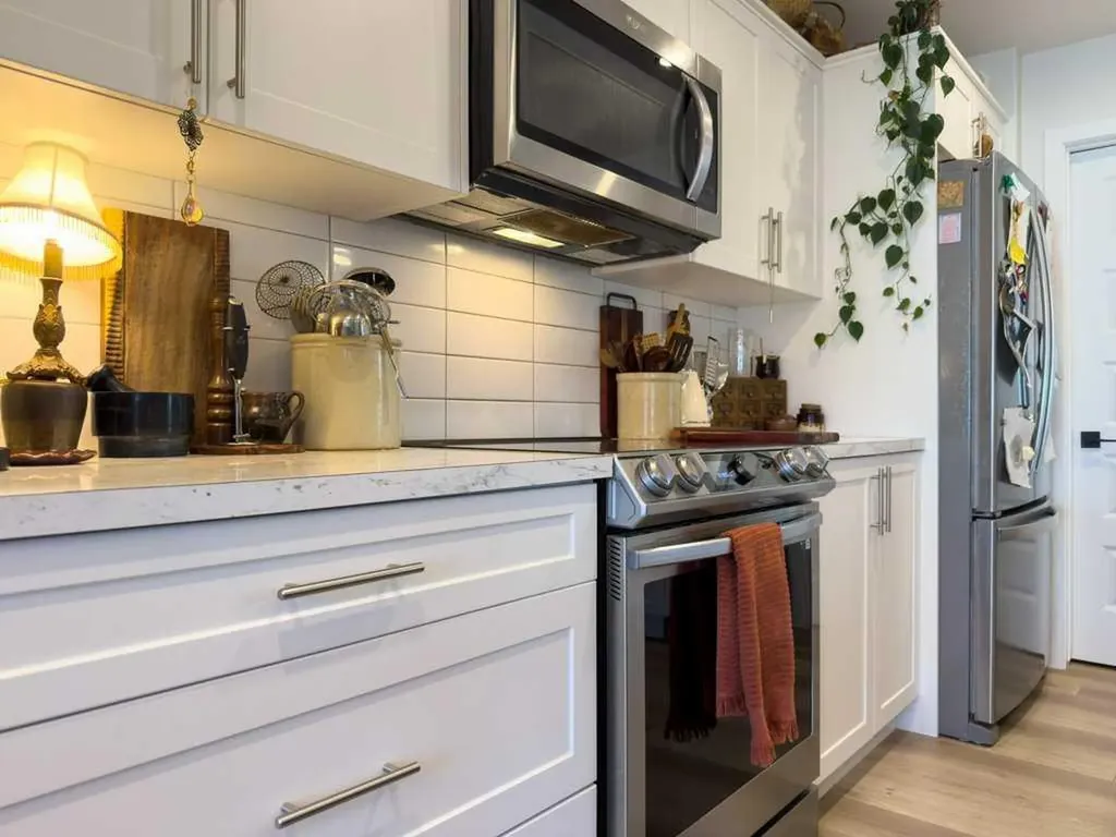 4414 53 Street Rocky Mountain House AB T4T 0C3