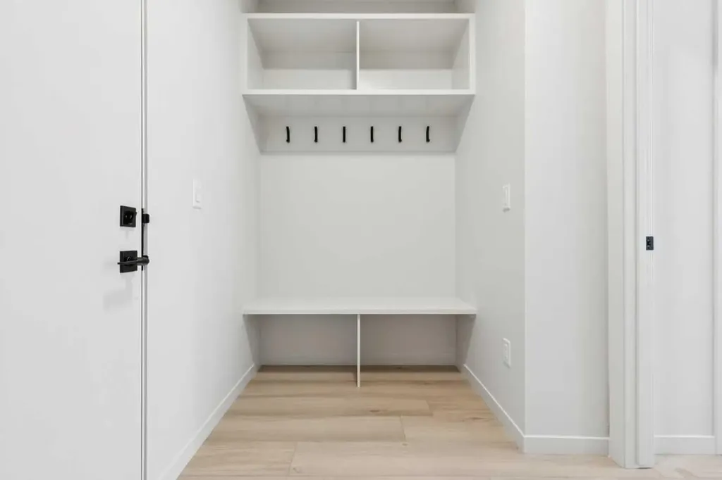 59 Creekside Rise SW Calgary AB T2X6G9
