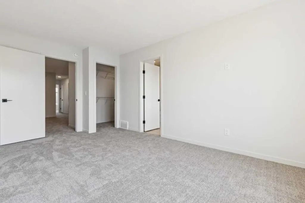 59 Creekside Rise SW Calgary AB T2X6G9