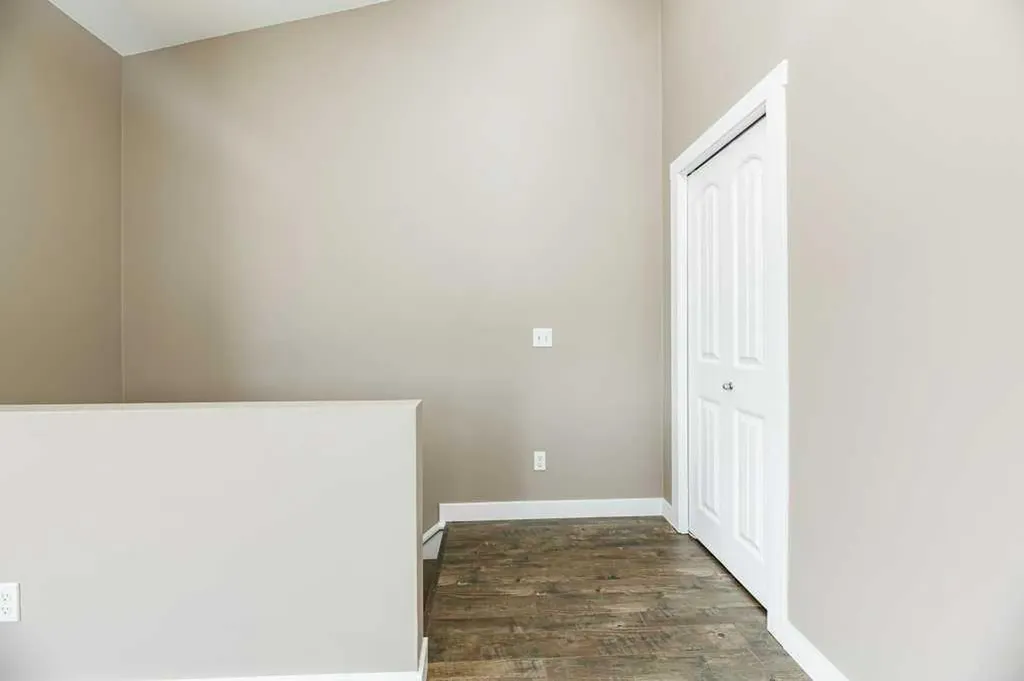 31 Jamieson Avenue Red Deer AB T4P 0J1