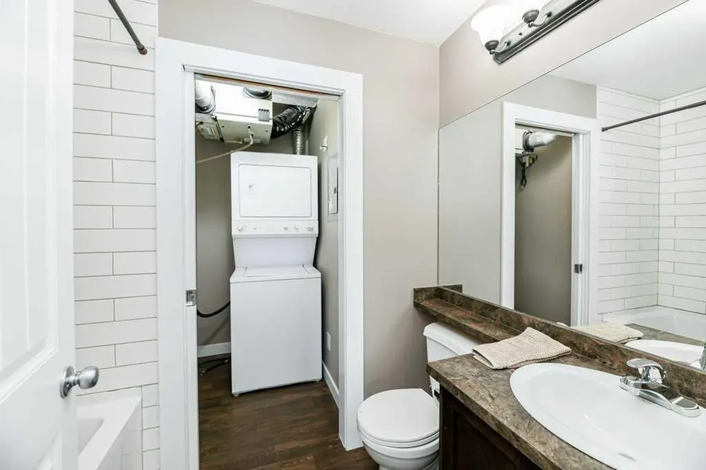 31 Jamieson Avenue Red Deer AB T4P 0J1