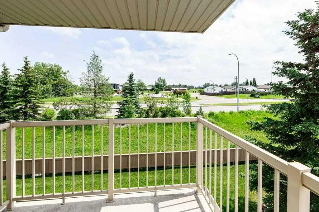 31 Jamieson Avenue Red Deer AB T4P 0J1