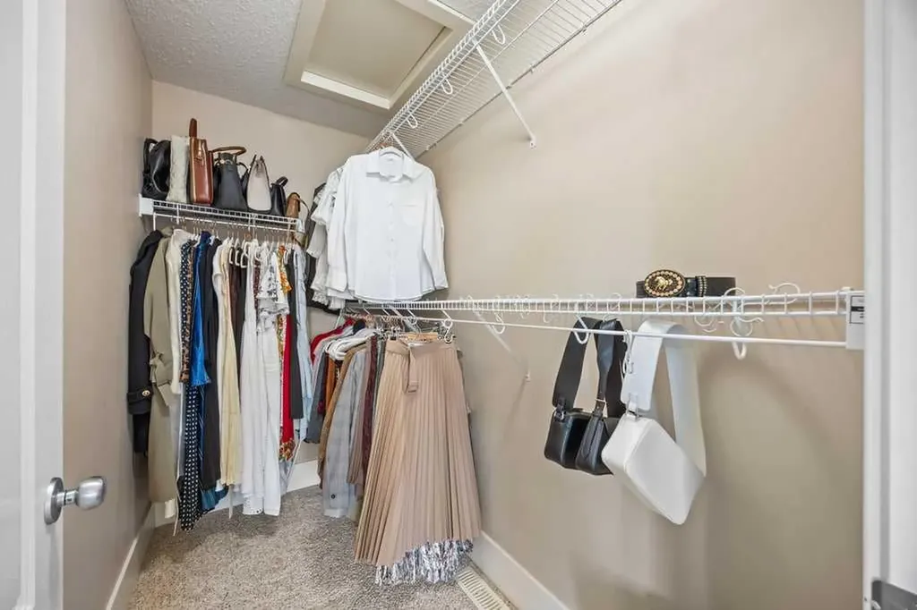 9000 Wentworth Avenue SW Calgary AB T3H 0A9