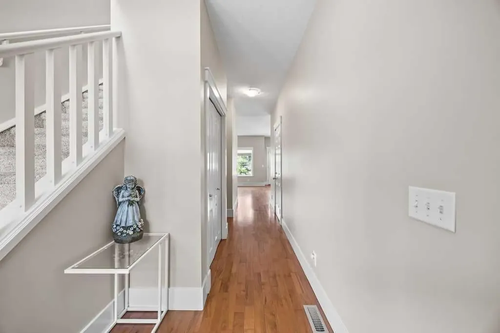 9000 Wentworth Avenue SW Calgary AB T3H 0A9