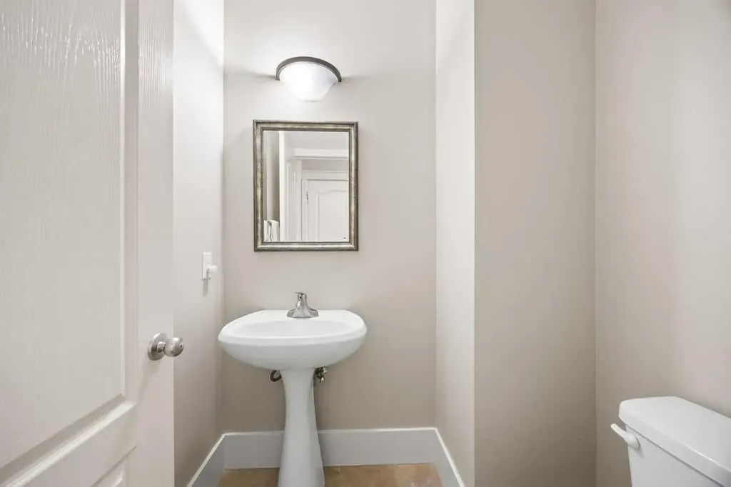 9000 Wentworth Avenue SW Calgary AB T3H 0A9
