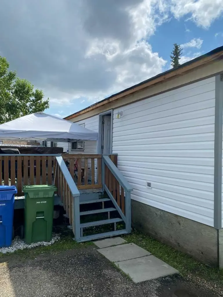 5344 76 Street Red Deer AB T4P2A6