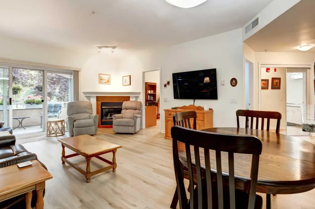 43 Westlake Circle Strathmore AB T1P 1T6