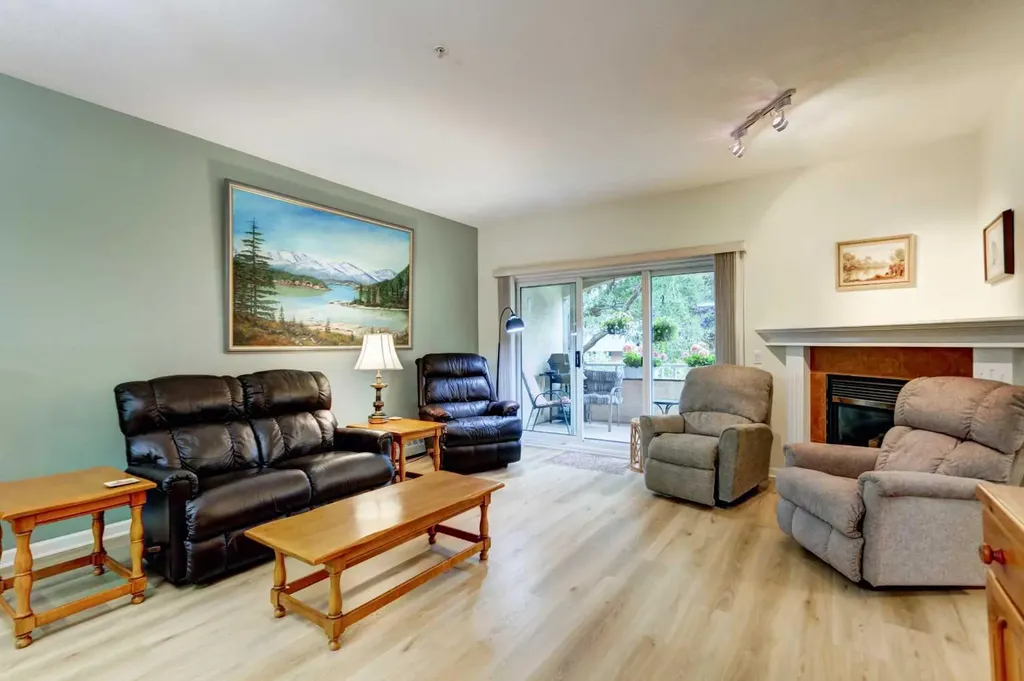 43 Westlake Circle Strathmore AB T1P 1T6