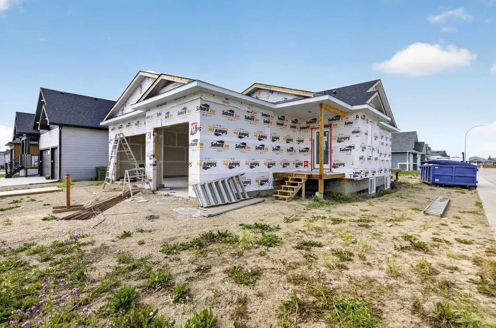 38 Viceroy Crescent Olds AB T4H 0G2