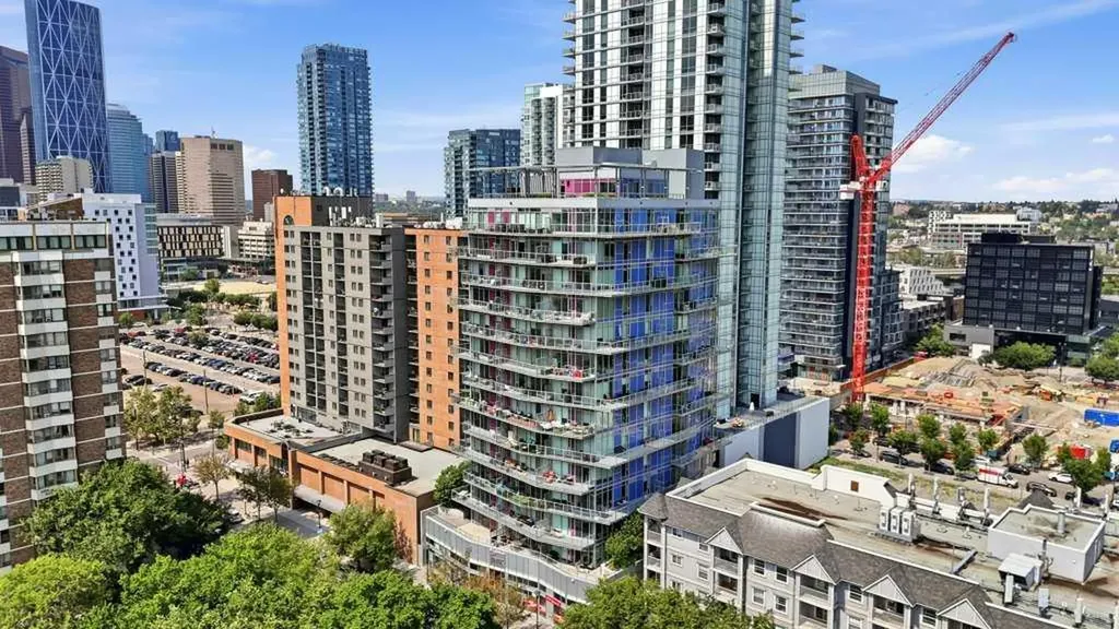 624 8 Avenue SE Calgary AB T2G 1S7