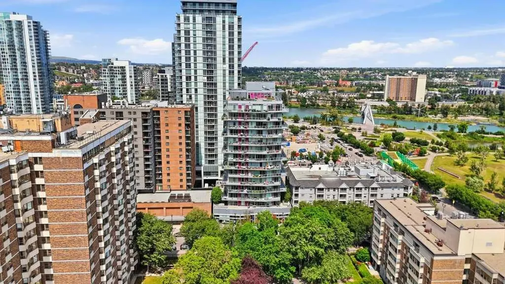624 8 Avenue SE Calgary AB T2G 1S7