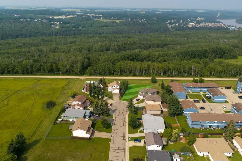 3215 45 Avenue Athabasca AB T9S 1P1